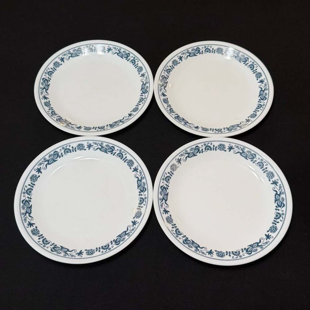 Corelle Old Town Blue 8.5” Lunch Plate Set of 4